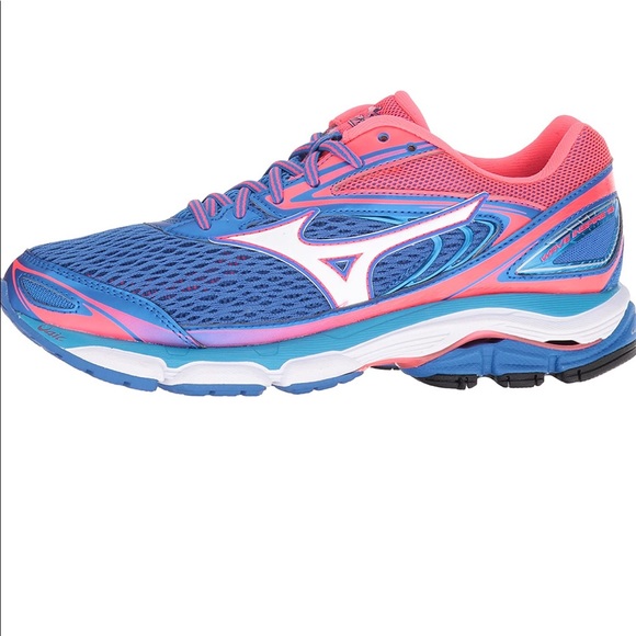 Mizuno Wave inspire 13 running shoe In Malibu blue/pink - Picture 5 of 8